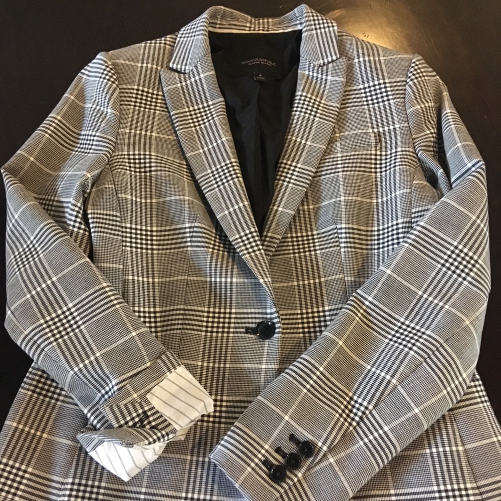 NWOT Beautiful Banana Republic Classic Blazer